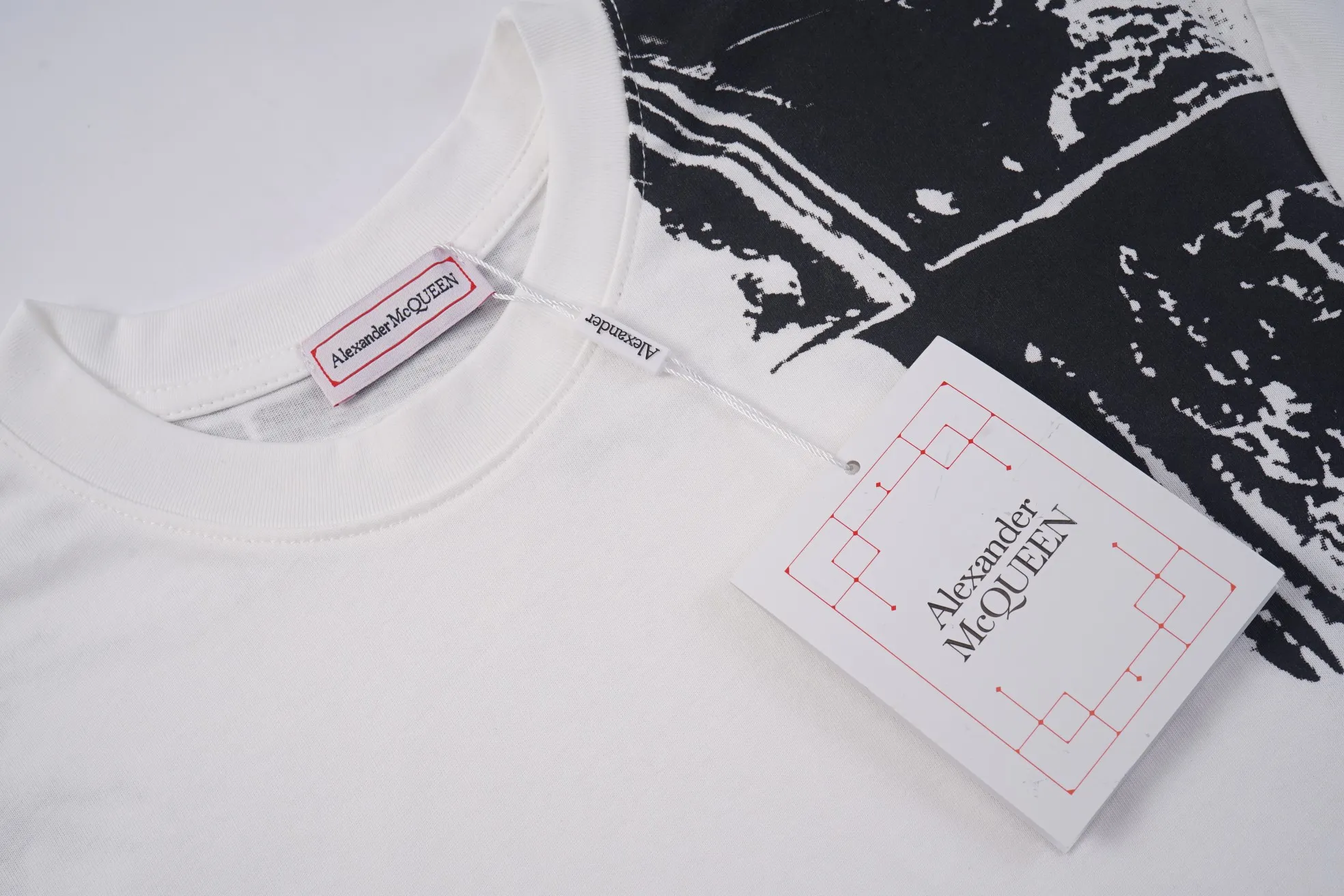 G #Alexander Mcqueen* 2024 New Arrival T ， ， ， 。 ， ， ， 。 ： 、 ， S_XXXL ，